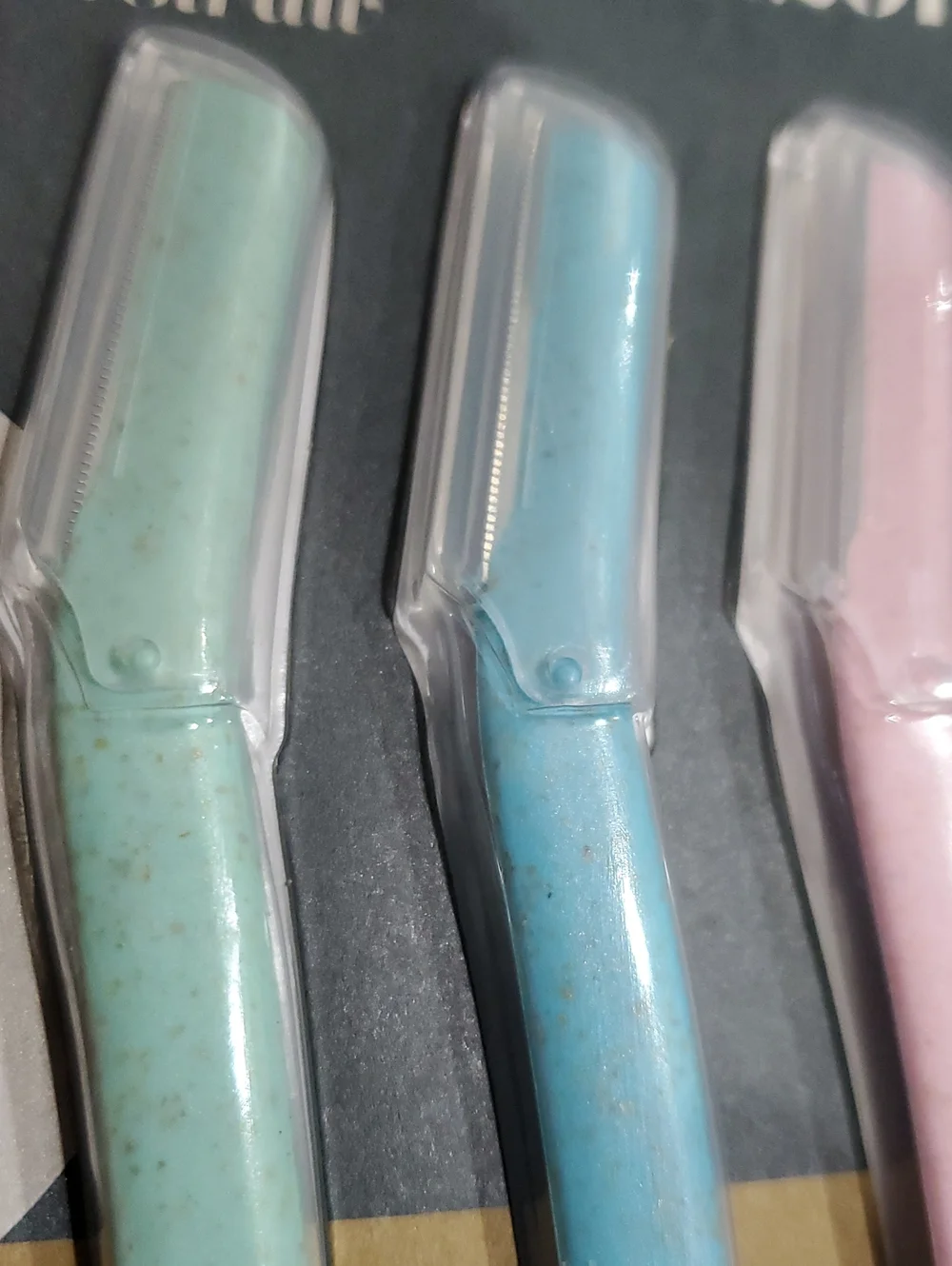 3pack Eco friendly wheat straw sourced dermaplane razors brand new